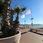 Luxury 1 Bedroom Quai St Pierre 2 Mins From The Palais & Croisette 269